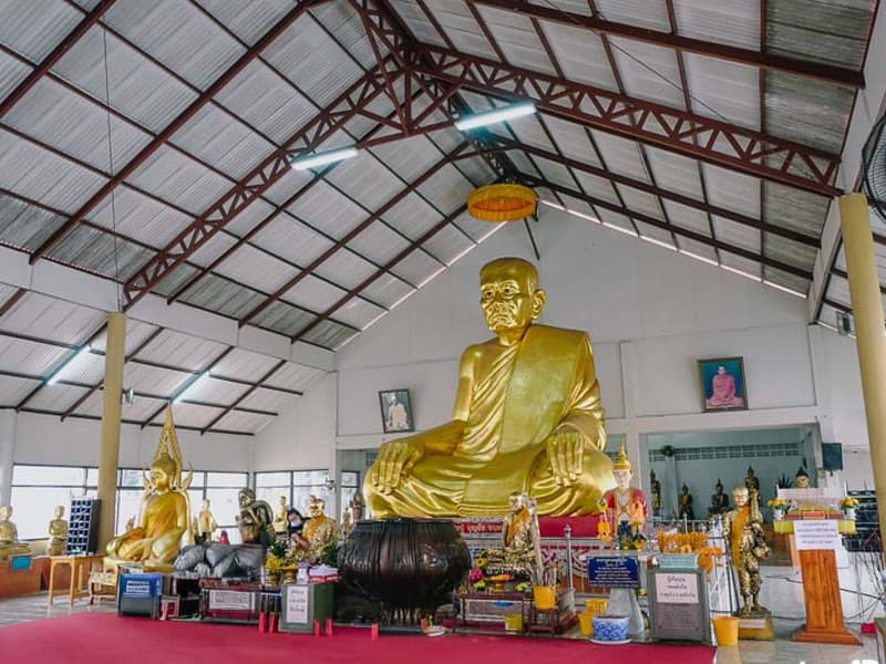 วิหารหลวงปู่บุญยัง จันทสาโร