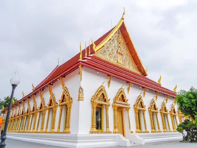 พระอุโบสถวัดชนะสงคราม