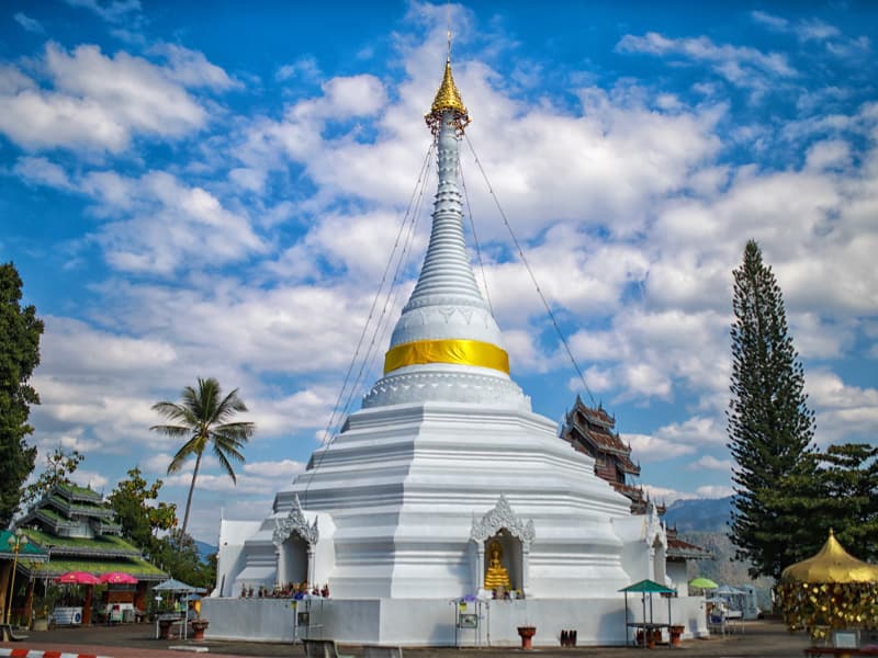 องค์พระธาตุดอยกองมู