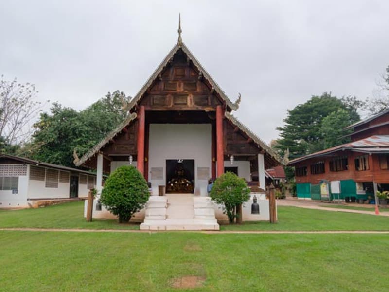 วิหารวัดน้ำฮู ปาย