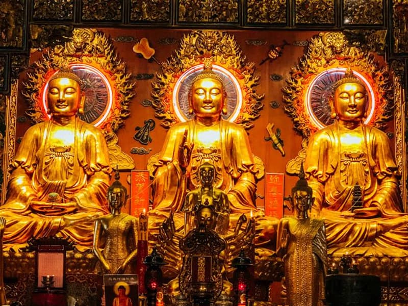 ซำป้อหุกโจ้ว หรือ องค์พระประธานทั้งสาม