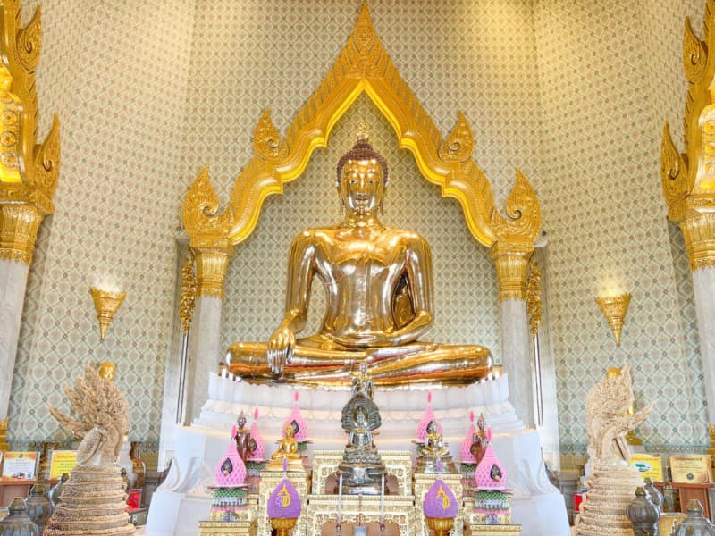 พระทองคำ วัดไตรมิตรวิทยาราม